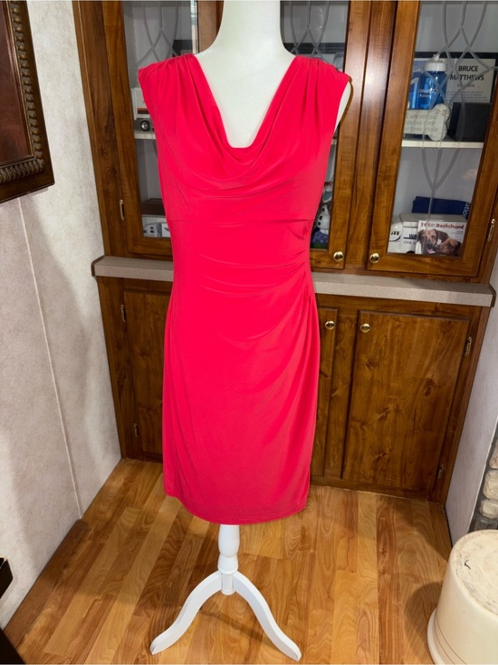 Lauren Ralph Lauren size 10 red sleeveless fully lined ruched waist dress